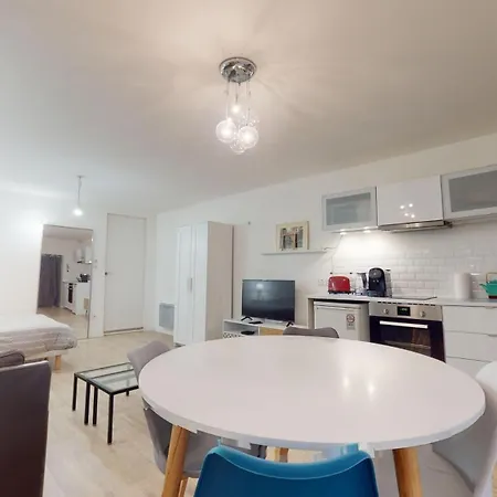 Vieux Saint Georges Apartament